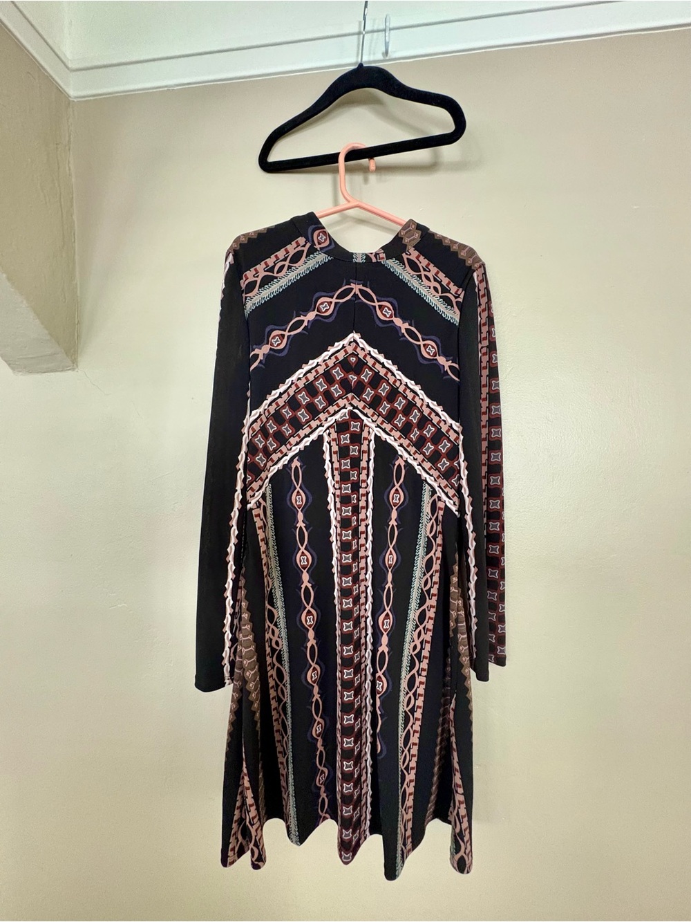 Free People Black Long-Sleeve Geometric Swing Dress in Black & Vintage Pink XS